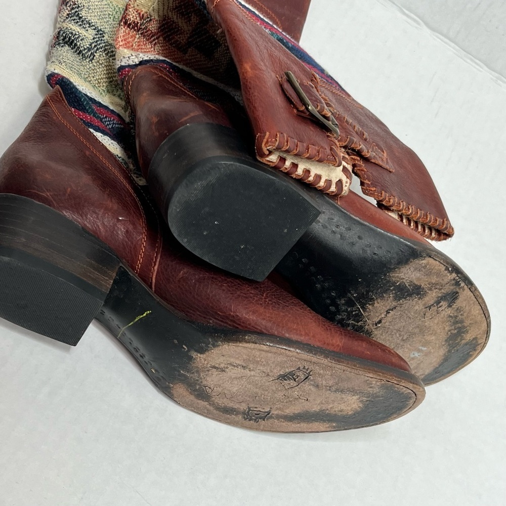 Freebird Quixote Blanket Boots - Picture 6 of 6